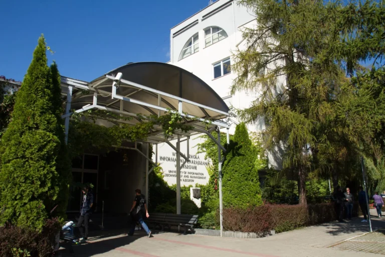 University of Information Technology and Management in Rzeszów | Image 01